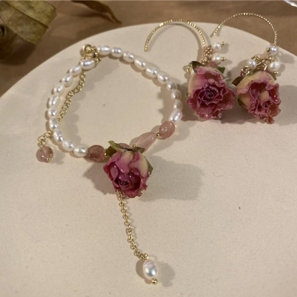 Gold Plated Eternal Flower Natural Freshwater Pearls Charm Bracelets - Picture 3 of 15